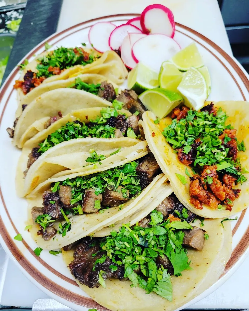 Antojitos Mexicanos