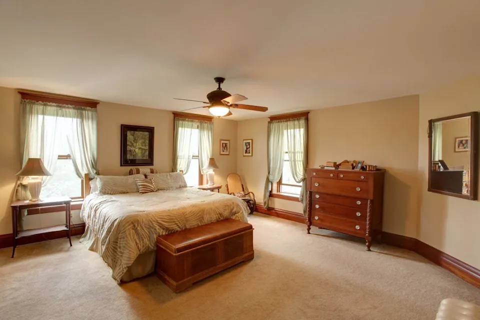 Cabin Fever Realty