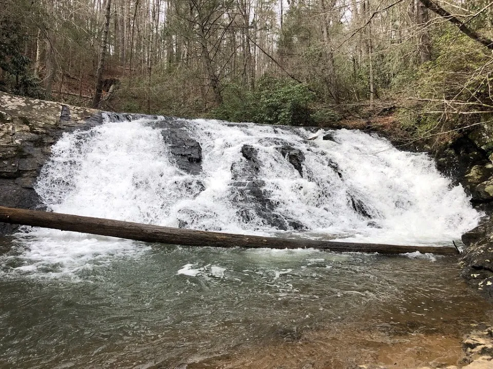 Cedar Creek Falls