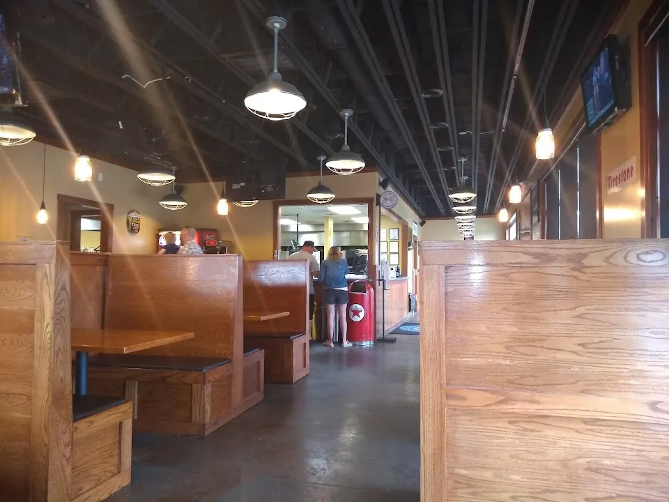 Moon Dog Brick Oven - Abingdon, Va