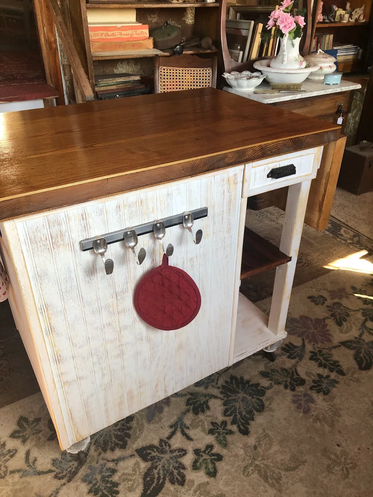 The Cane Shoppe Antiques