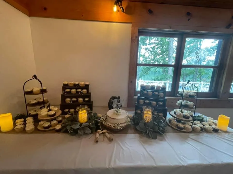 Annie's Baked Goods