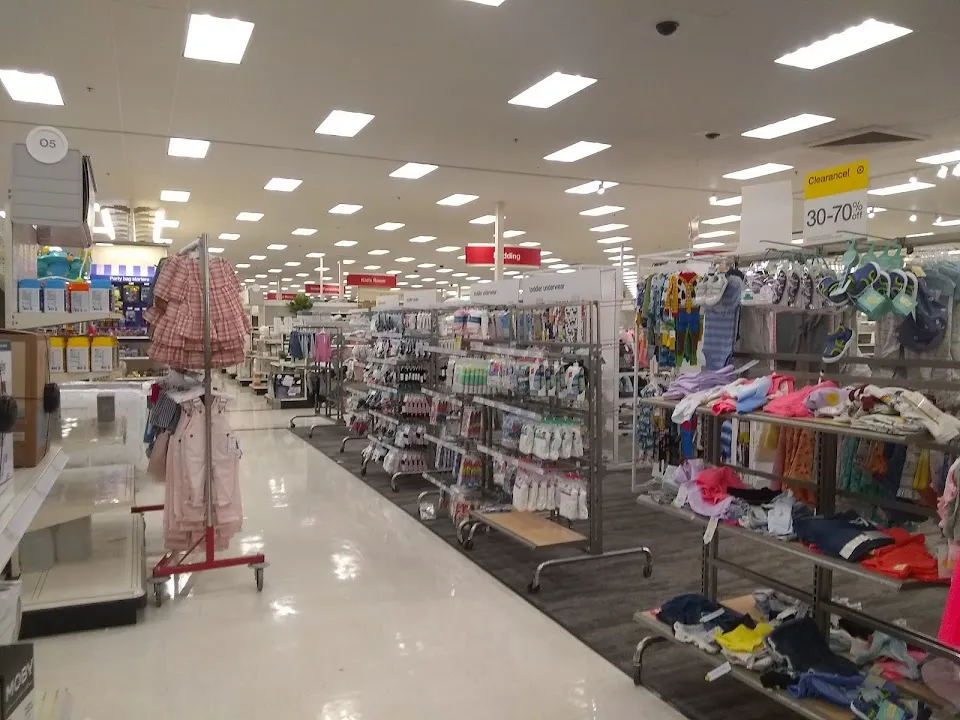 Spradlin Farm Shopping Center