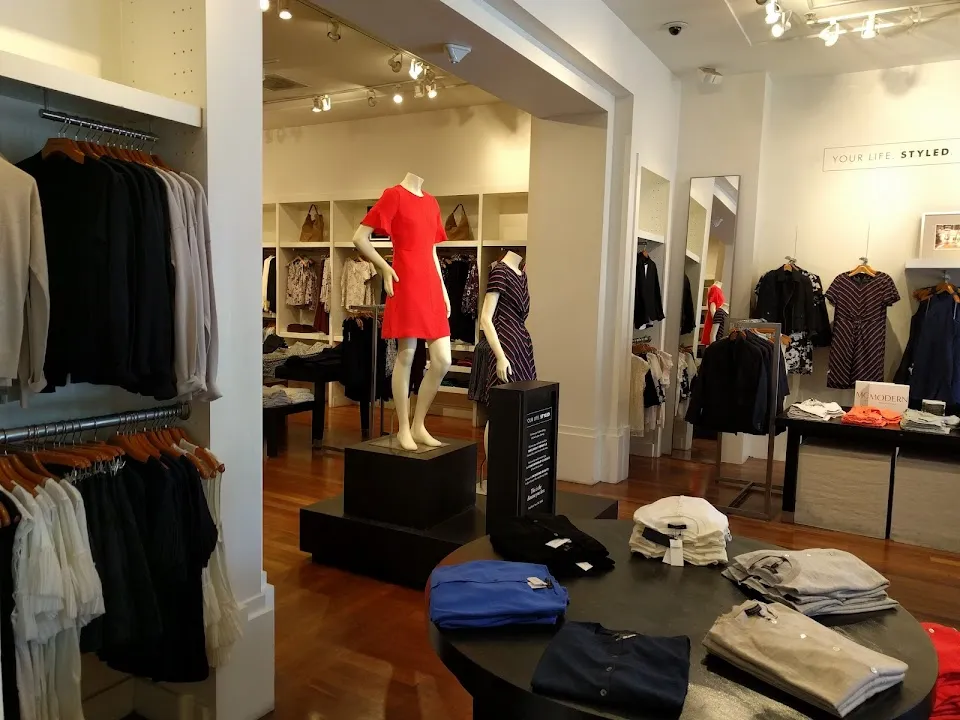 Banana Republic