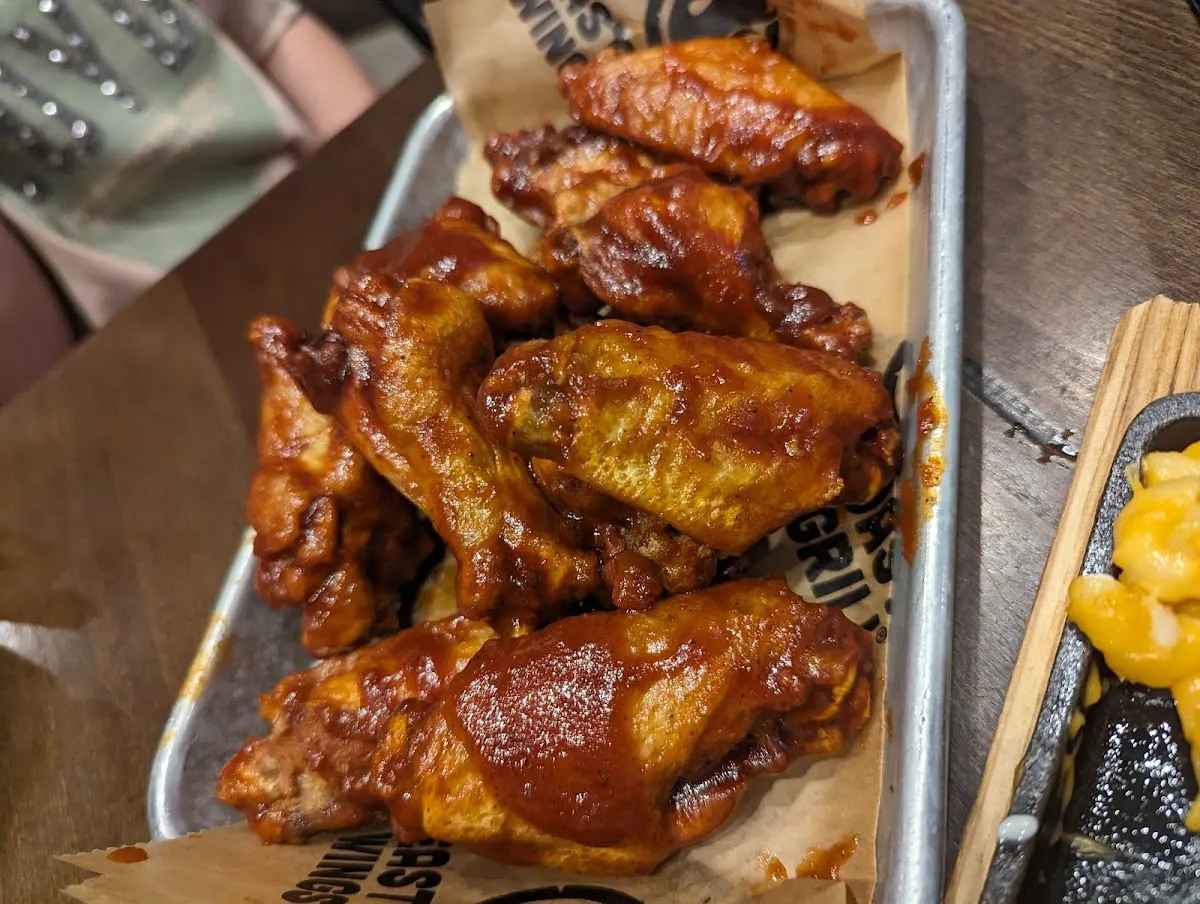 East Coast Wings + Grill