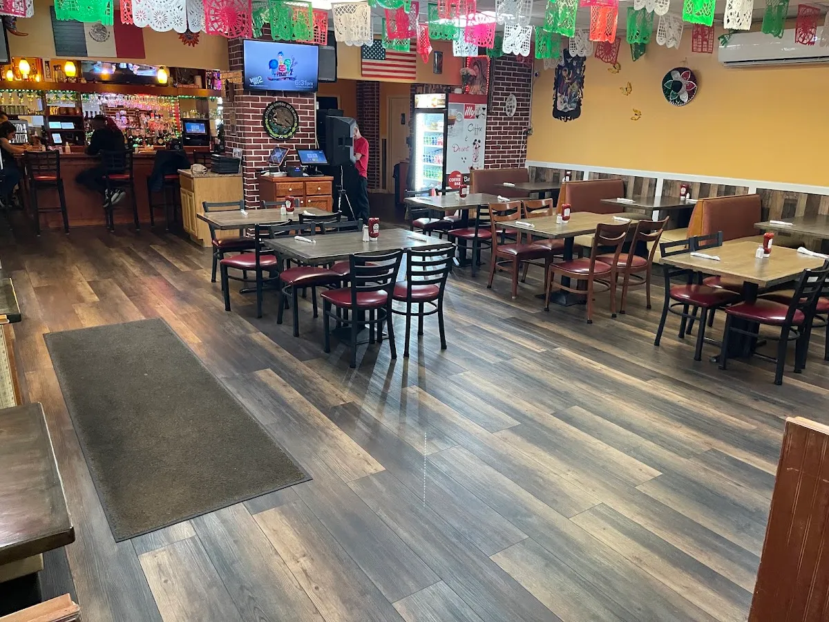 Los Amigos Mexican Restaurant + Bar