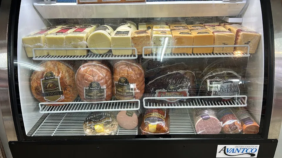 The Lake Lindsey Mall & Deli