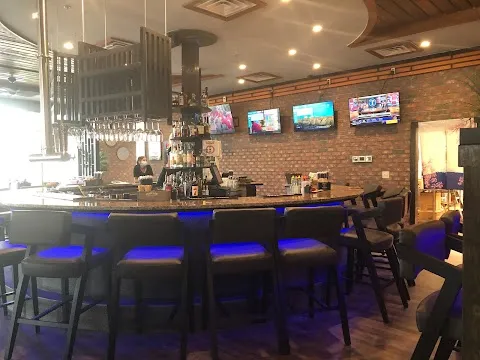 FUJI Sushi Bar & Grill
