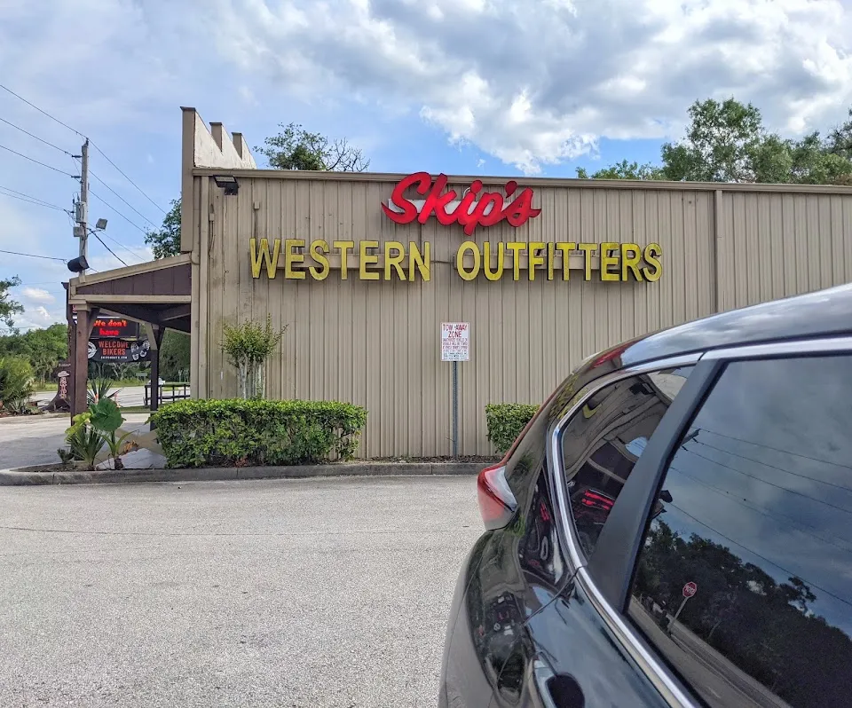 Skip's Boots - Osteen, FL