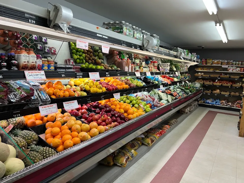 Ralph's Supermarket