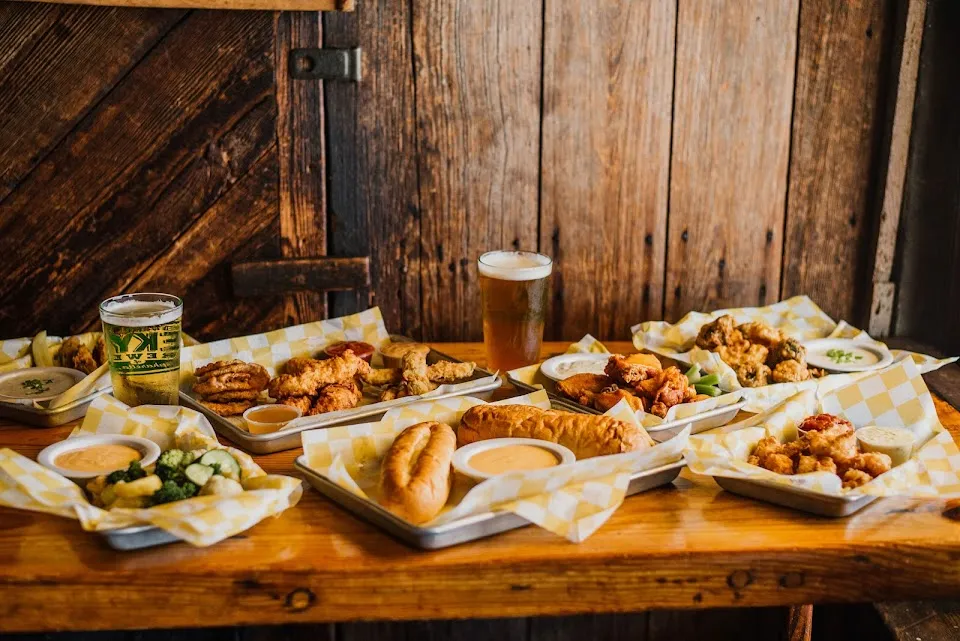 Spanky's River Street