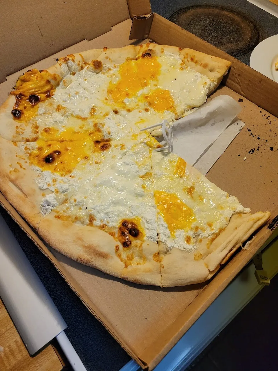 Frank's Pizza & Restaurant