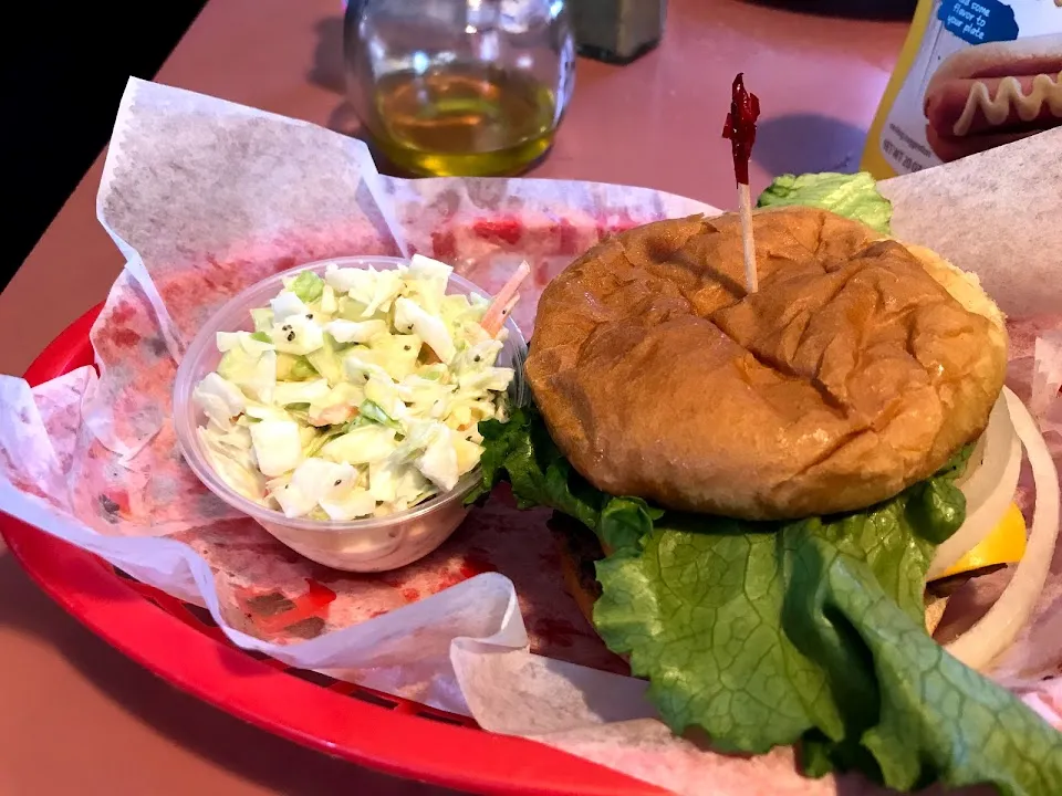 Bree’s Riverside Restaurant