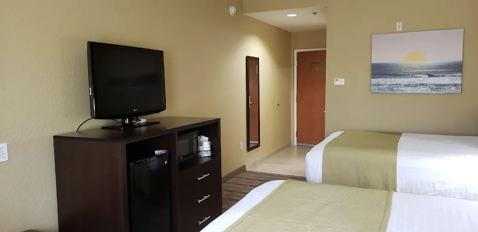 Best Western Edgewater Inn