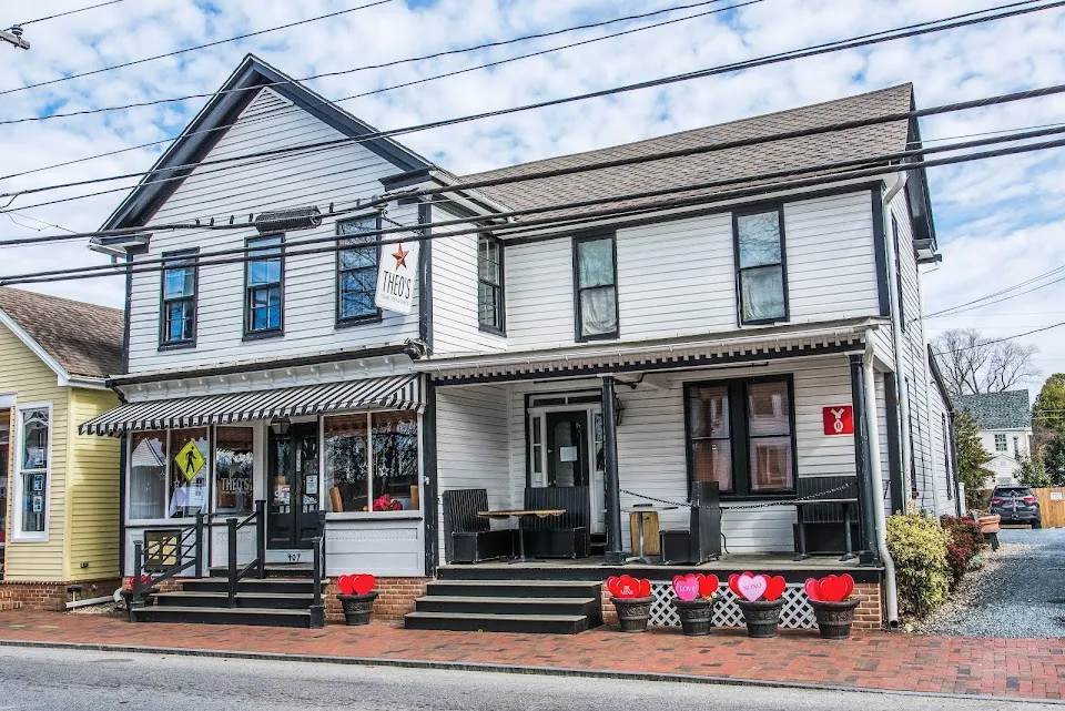 Theo's Steaks, Sides & Spirits - St. Michaels