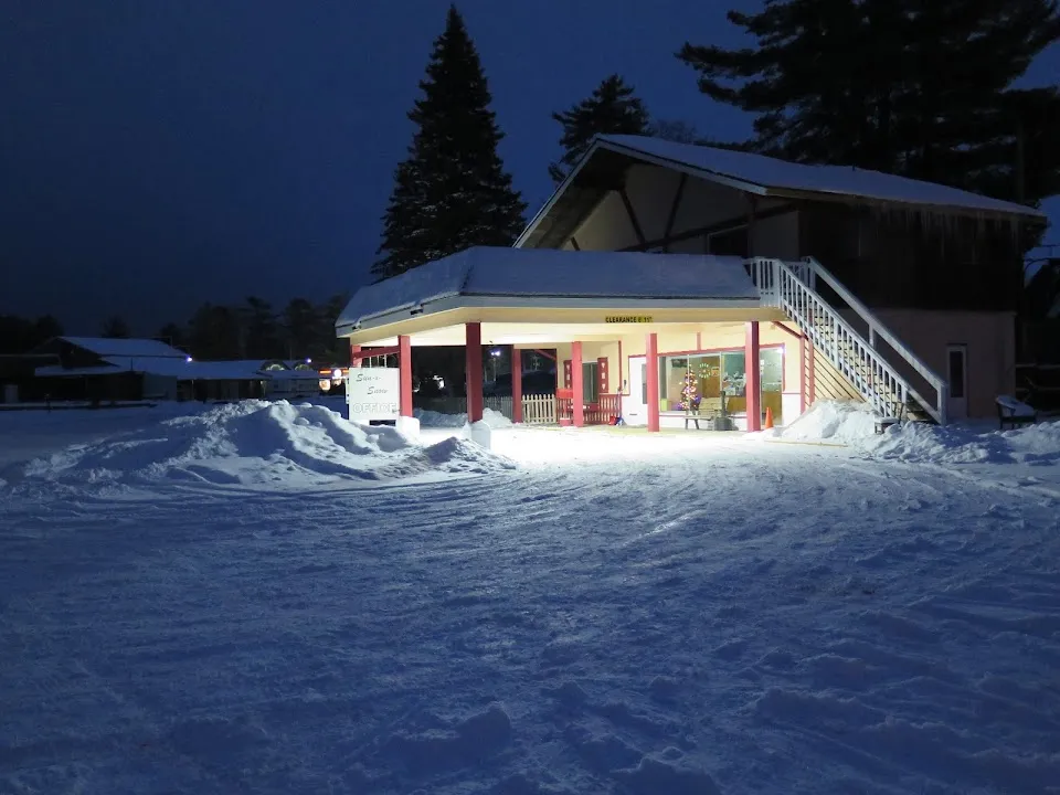 Sun 'n Snow Motel