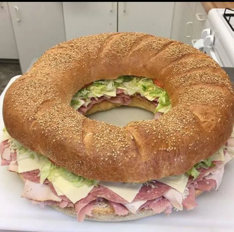 New Borderline Deli
