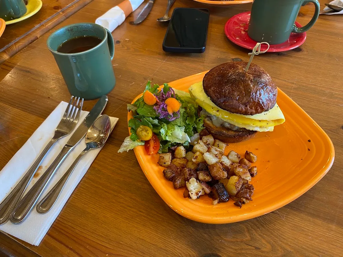 Sap Bush Hollow Cafe