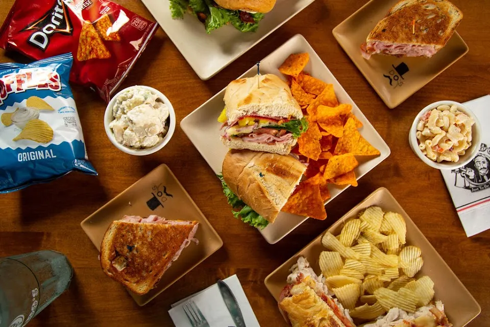 Macado's