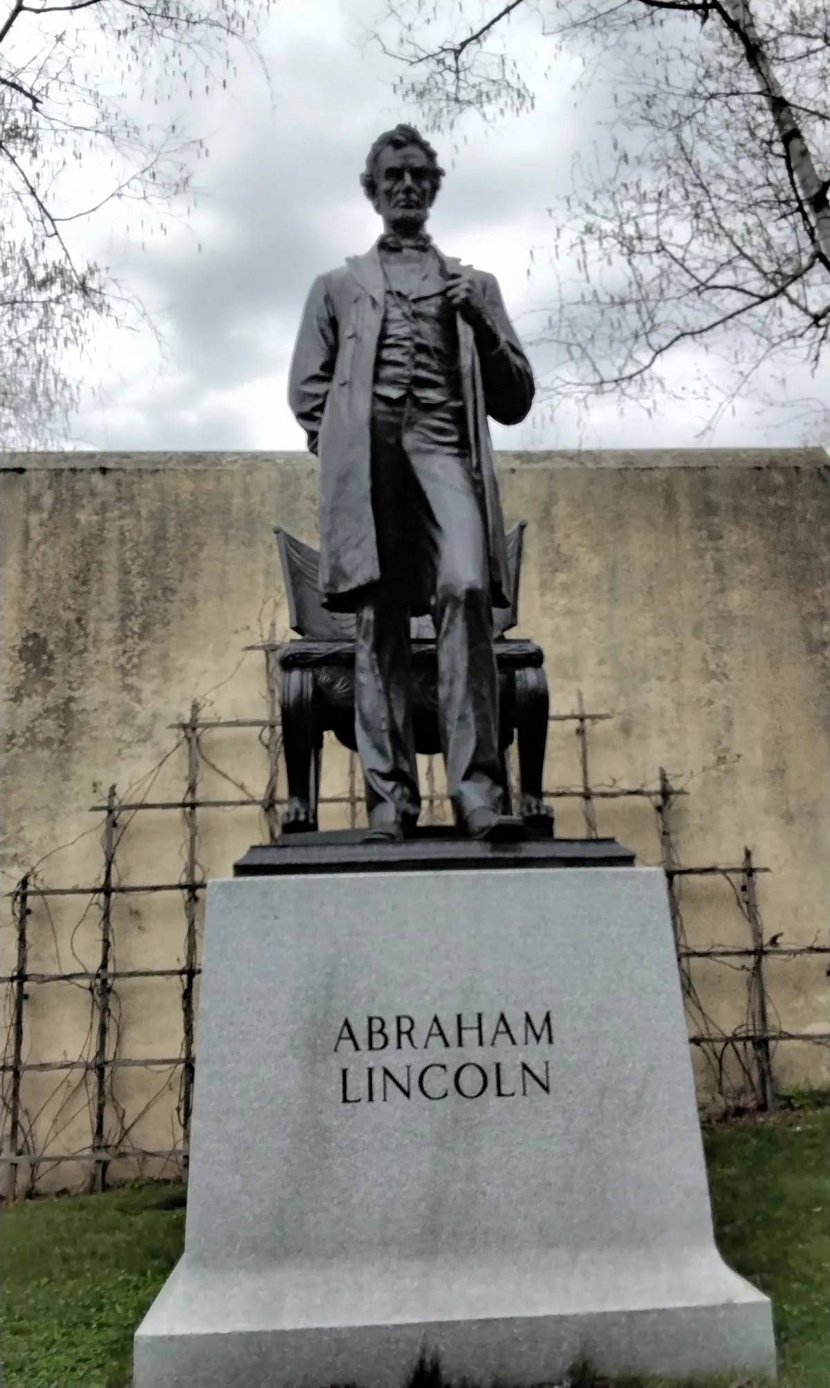 Abraham Lincoln Statue