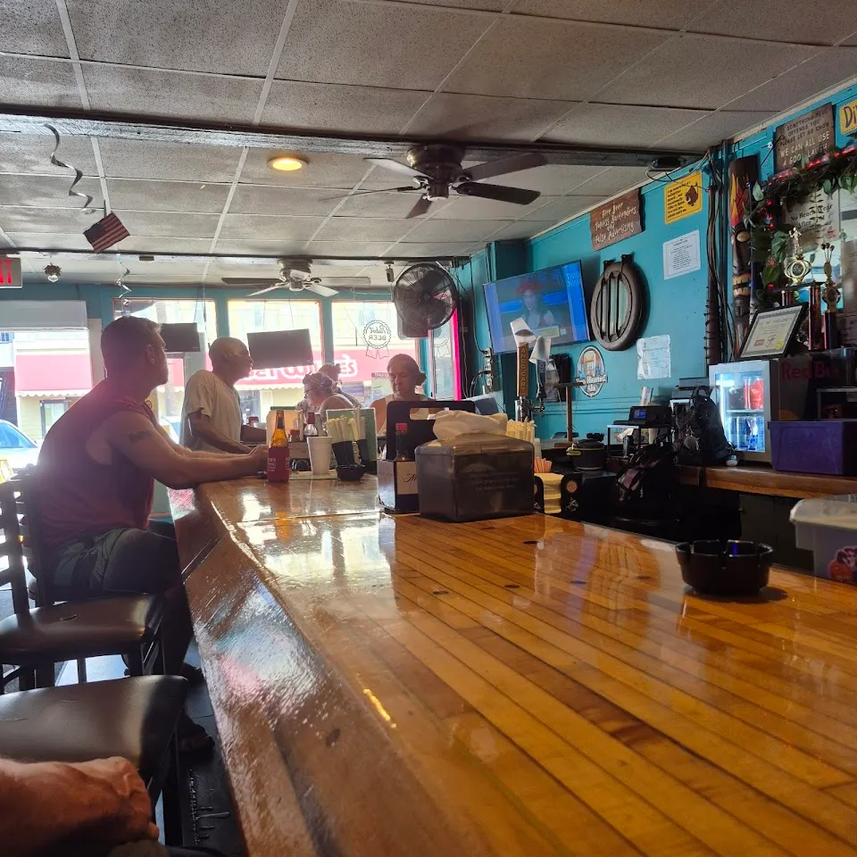Windrose Bar & Grill