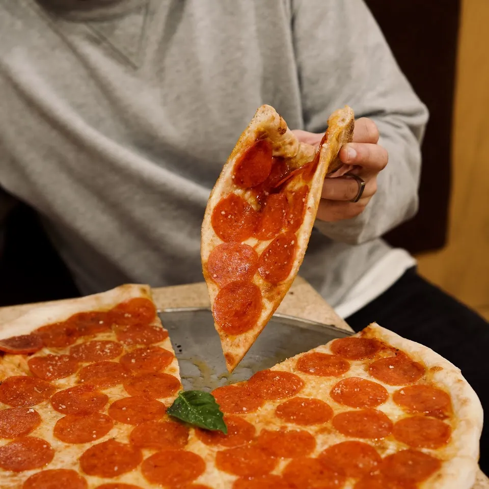 Luca Pizza Cafe