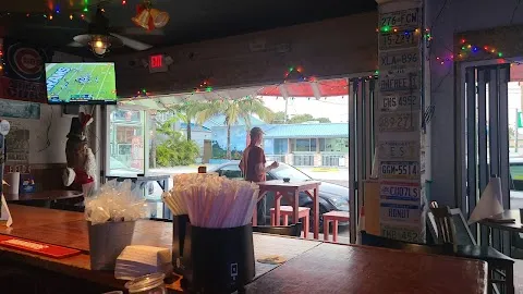 Peanuts Restaurant and Sports Bar
