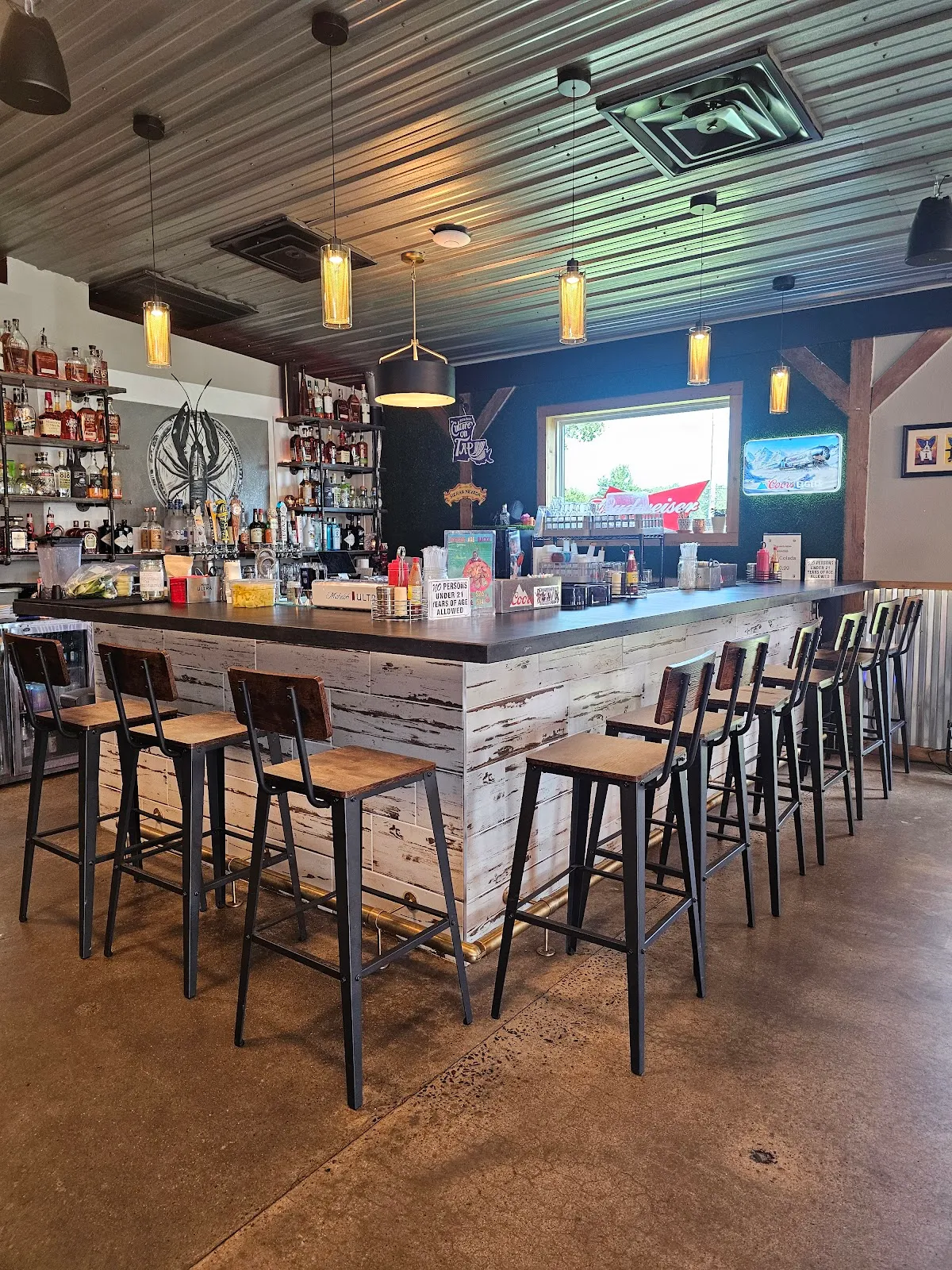 Linney Breaux's Cajun Eatery