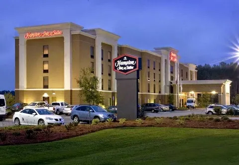 Hampton Inn and Suites Savannah-Airport