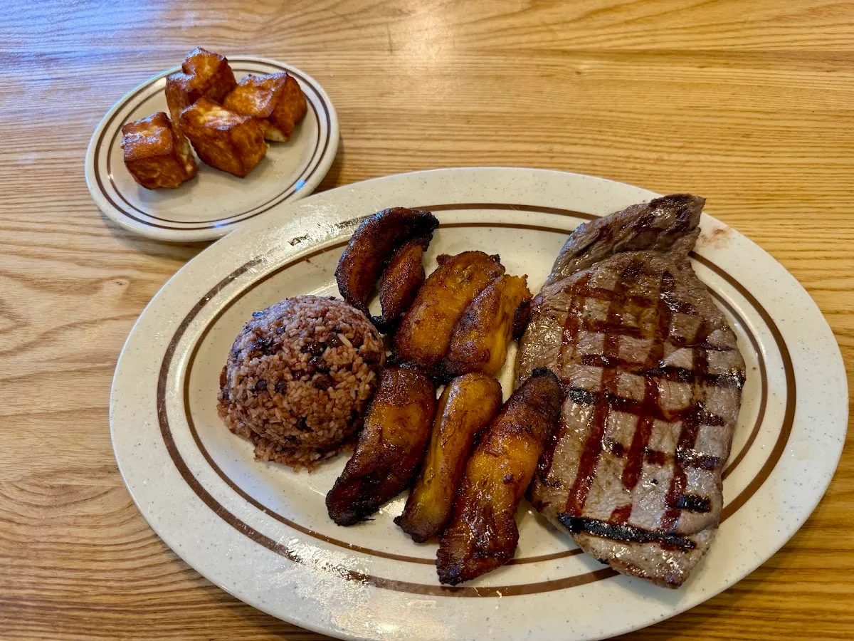 El Centroamericano Resturant