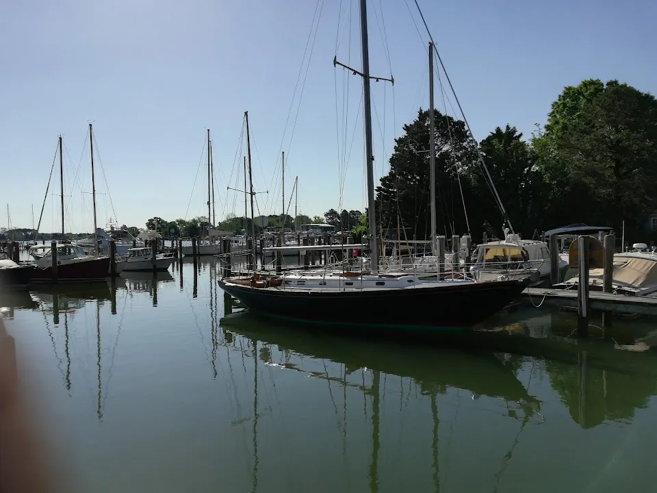 Hinckley Yacht Services