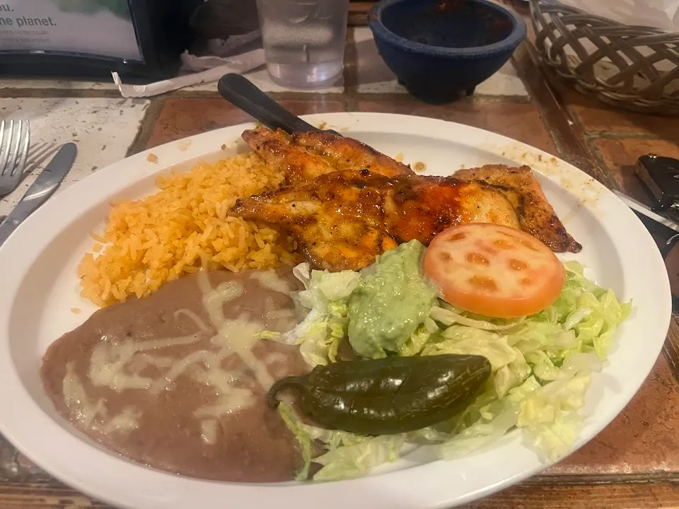 El Mariachi • Mexican Restaurant