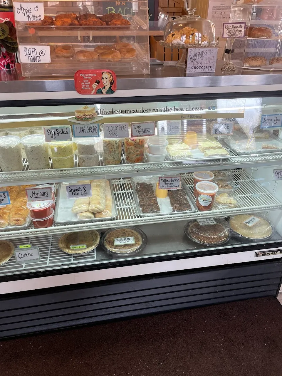 Sweet Kneads Bakery & Cafe