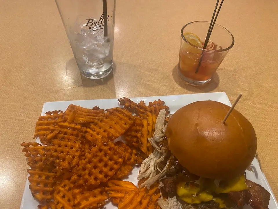 Bull and Bones – Burgers BBQ & Brewpub