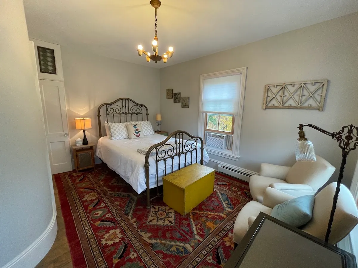 Mill Pond Inn