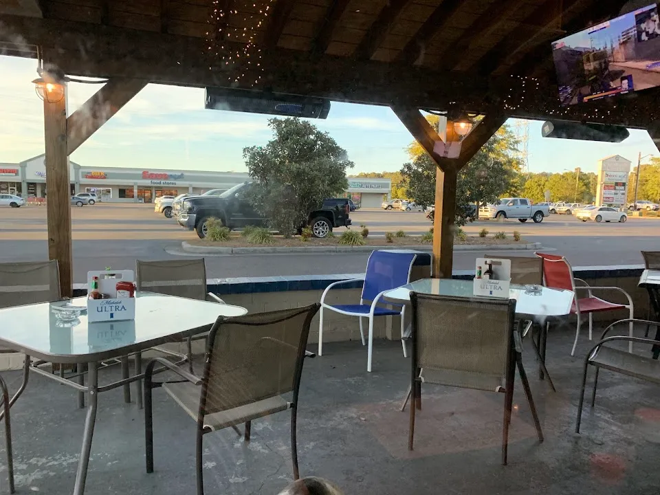 Sapphires Sports Bar and Grill