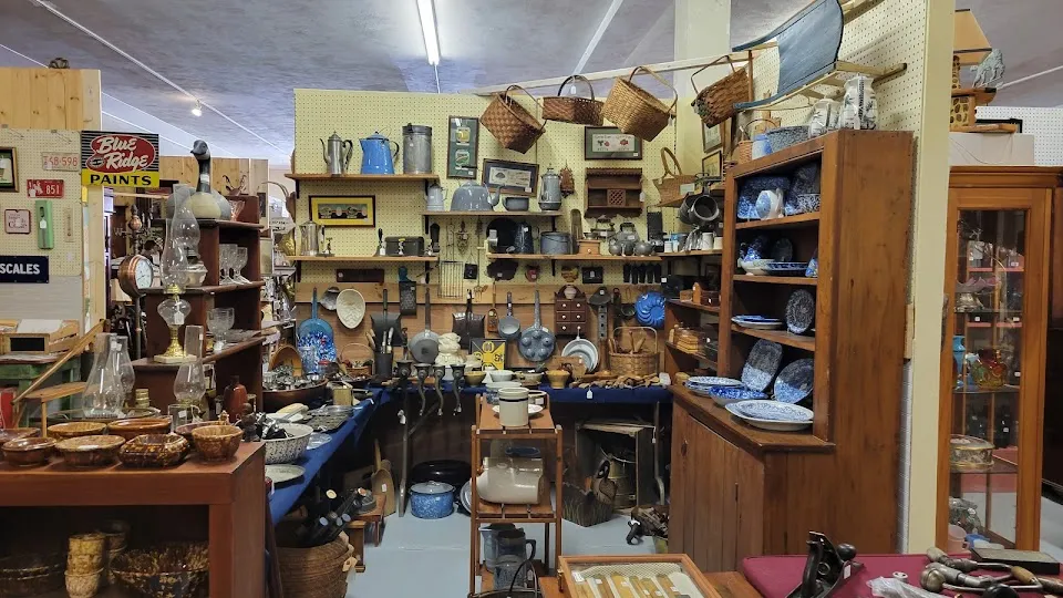 Bryant's Antique Mall
