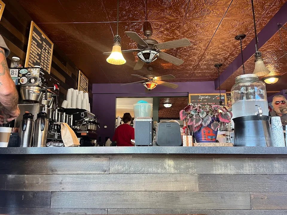 Ozzie's Coffee Bar
