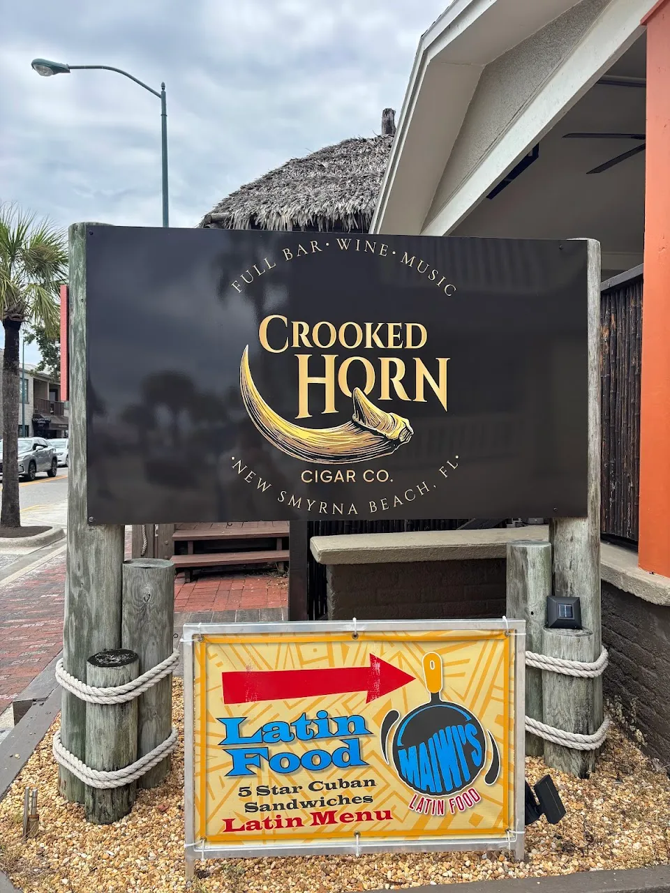 Crooked Horn Cigar Co