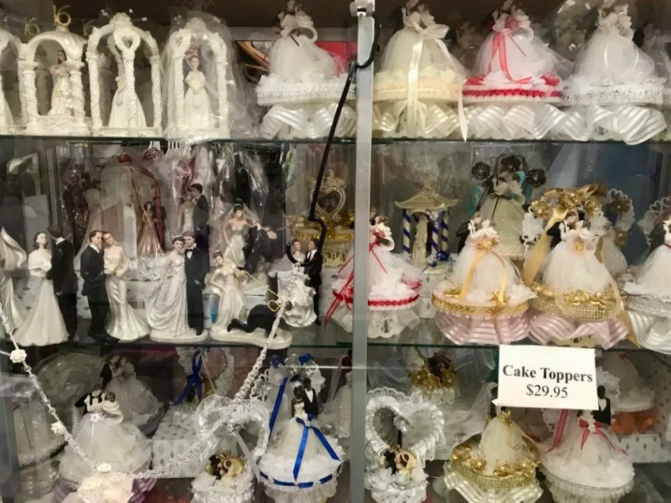 R & D Fashion Bridal and Tuxedo Rental