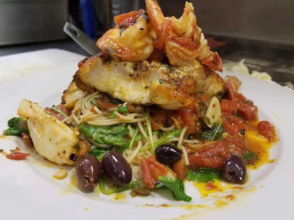 Avellinos Italian Restaurant & Pizzeria