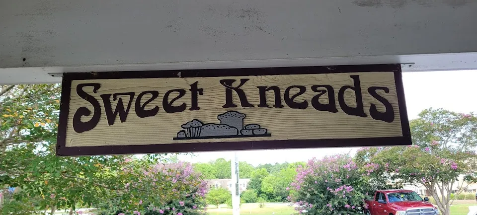 Sweet Kneads Bakery & Cafe