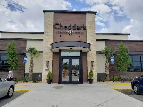Cheddar's Scratch Kitchen