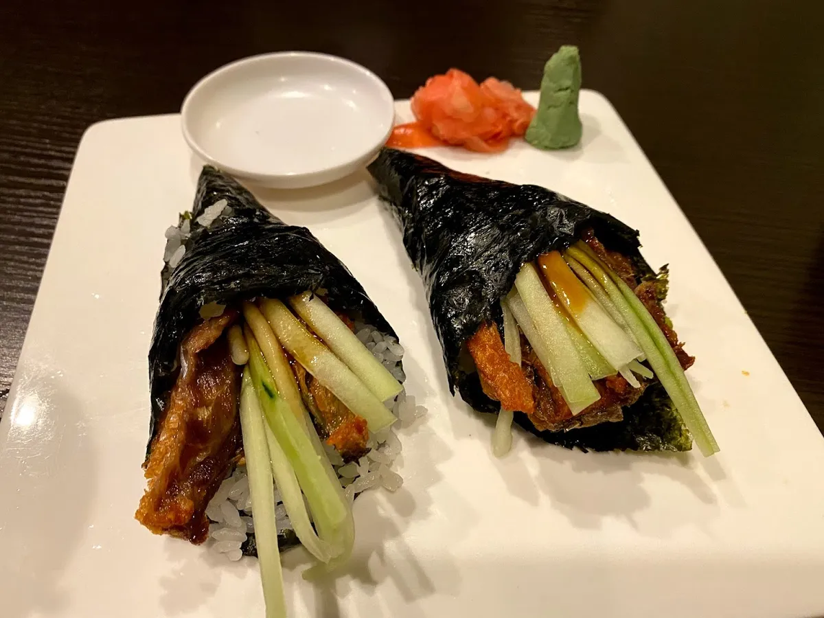 Sakura Asian Cuisine & Sushi
