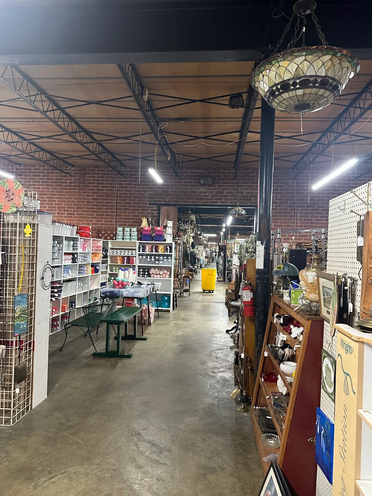 THIEVES MARKET