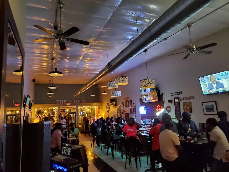 THE LOFT DOWNTOWN BAR & GRILL