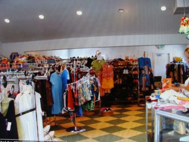 Little Rascals Consignment Shop