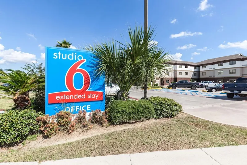 Studio 6 Port Arthur, TX - SE