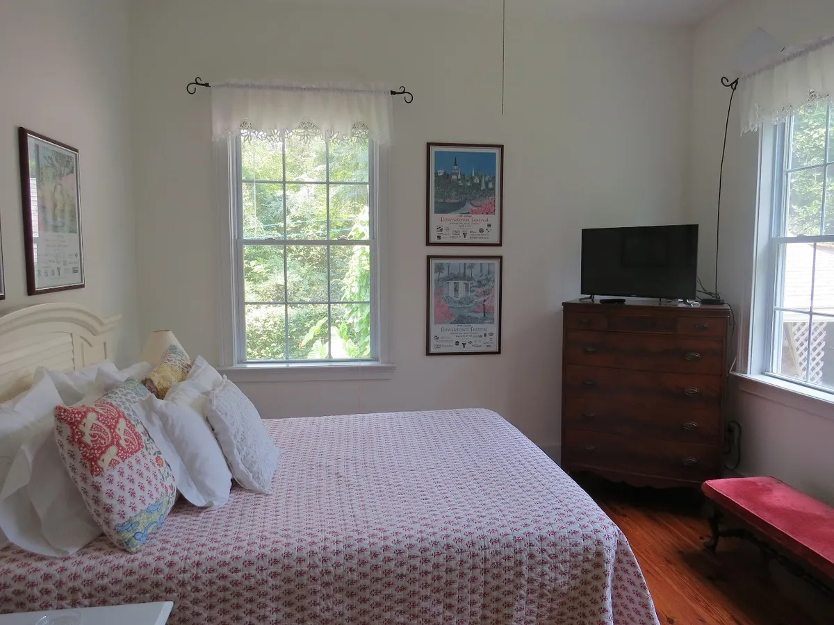 South Hampton Bed & Breakfast