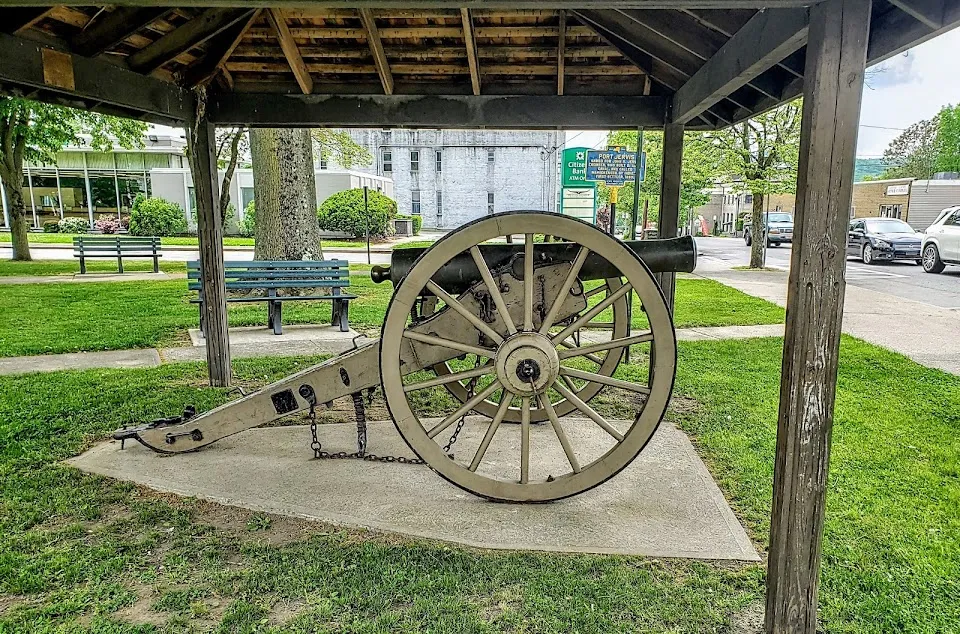 Orange Square Veterans Park